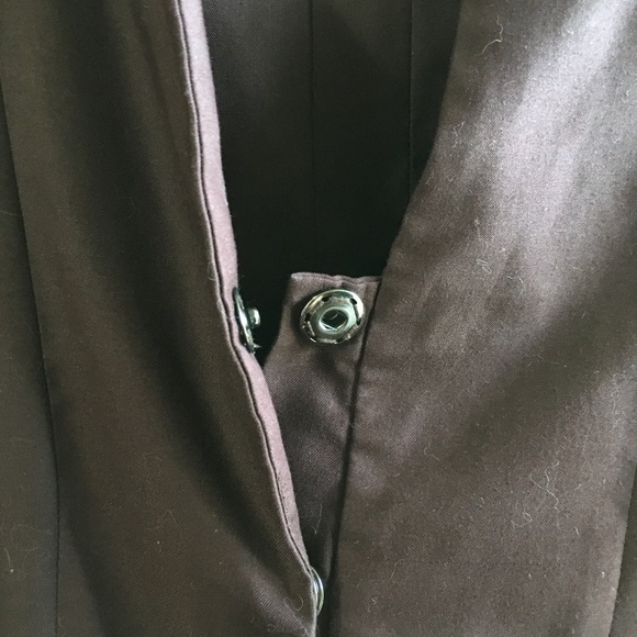 Vintage 1960s, Handmade shirt dress. Dark brown, sash detail, hidden snaps. US 8 - Picture 4 of 5